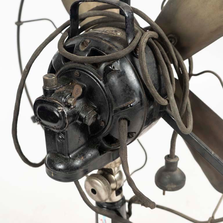 Item 2112405 - Image 1