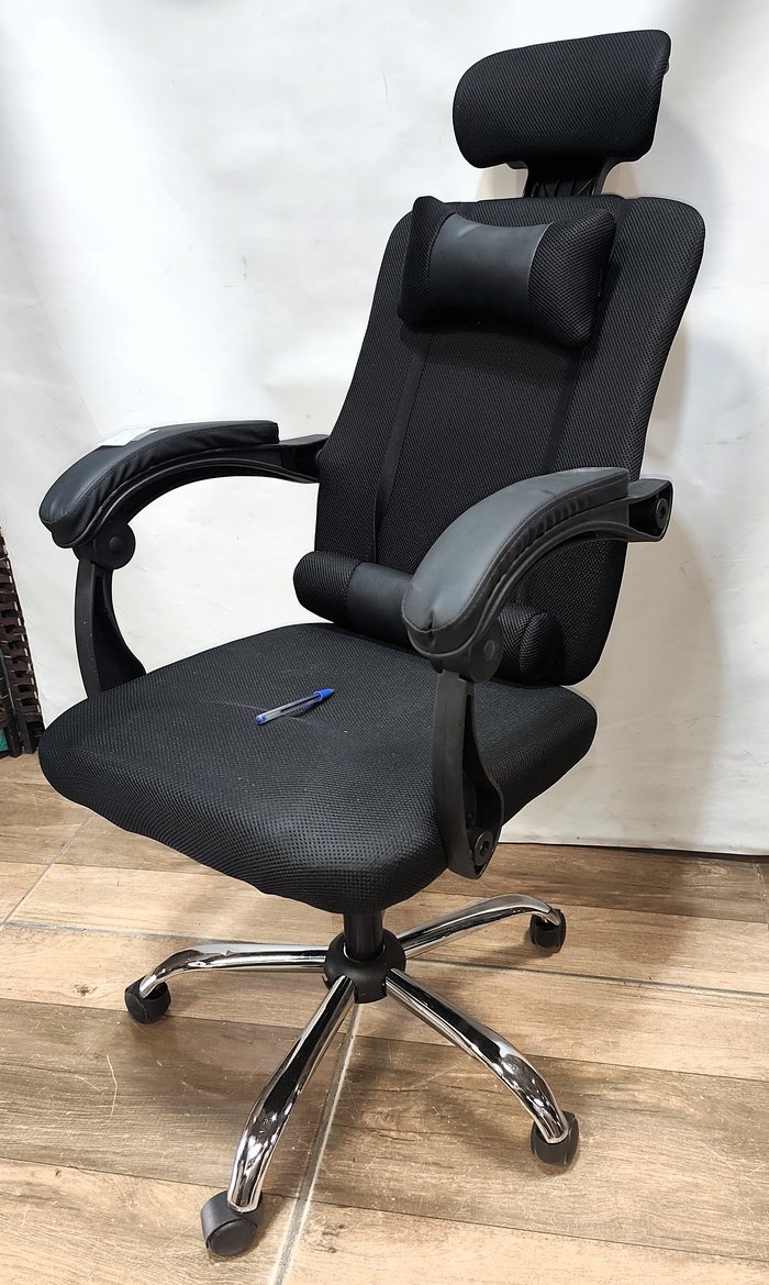Silla Gammer Tapisada en tela negro, regulable y reclinable - imagen 3
