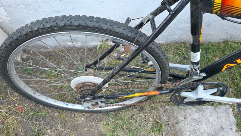 Item 881001 - Image 1