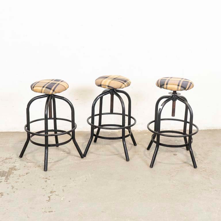 Item 2108756 - Image 0