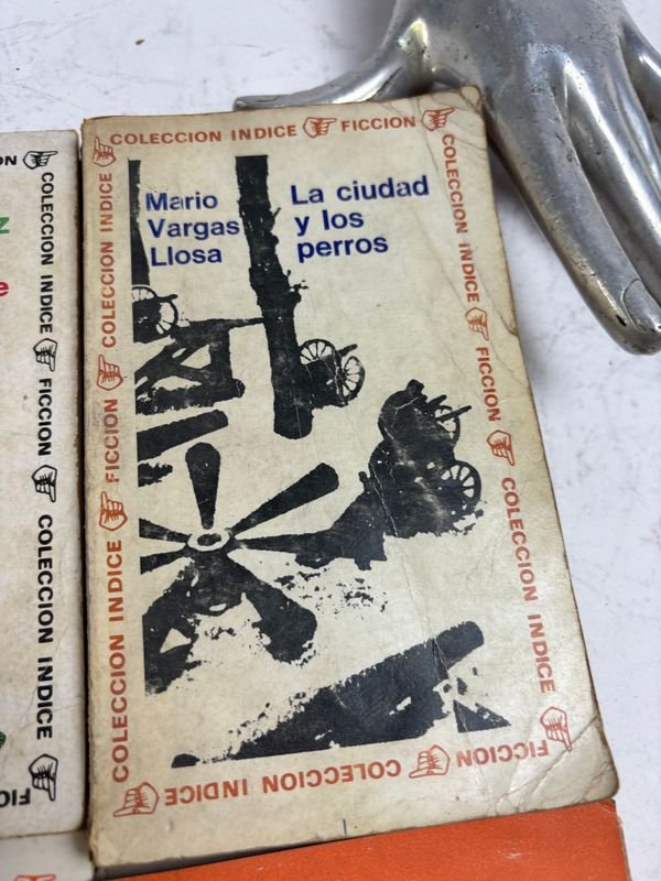 Lote de libros latinoamericanos del siglo XX - imagen 8