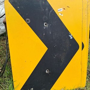 Lote anterior: Cartel de señalización de Direccional de Curva , Medidas : 44 x 60