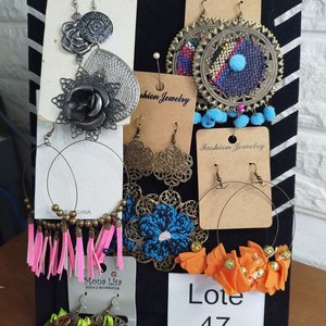 Lote anterior: Lote de 36 Carvanas Surtidas: Metal, Crochet y Flores