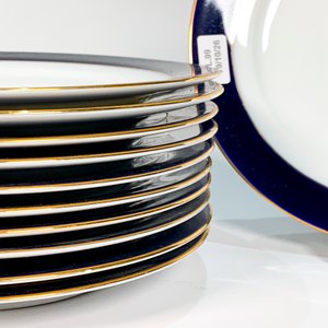 Doce Platos de Postre Noritake "Monaco" Porcelana Blanca y Azul con Borde Dorado - imagen 2