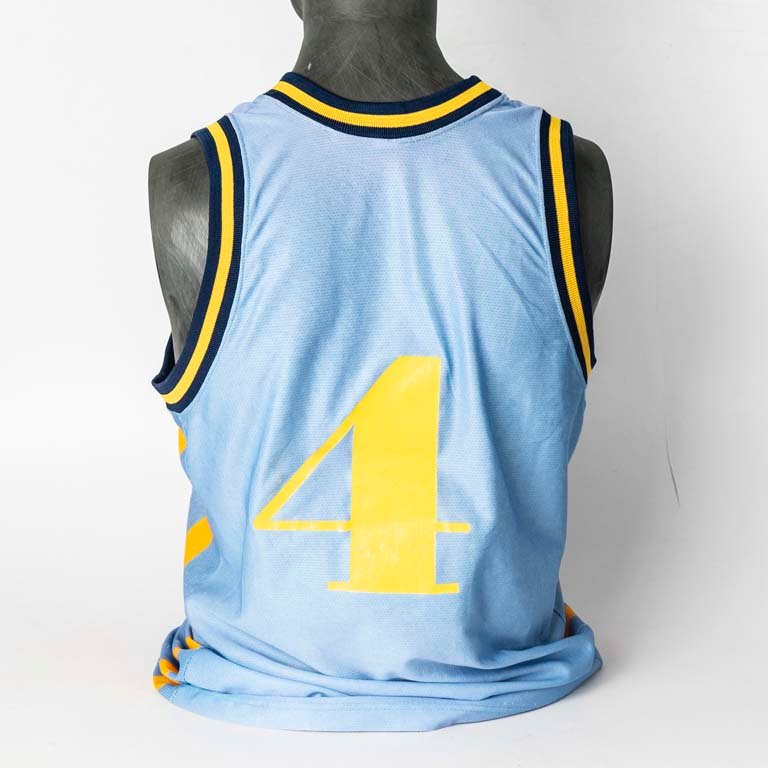 Camiseta de basketball de la selección de Uruguay de utilería marca TOPPER N°4 - imagen 2