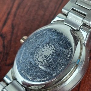 Relojes Citizen Eco-Drive WR-100 y Seiko Automático Japonés - imagen 3