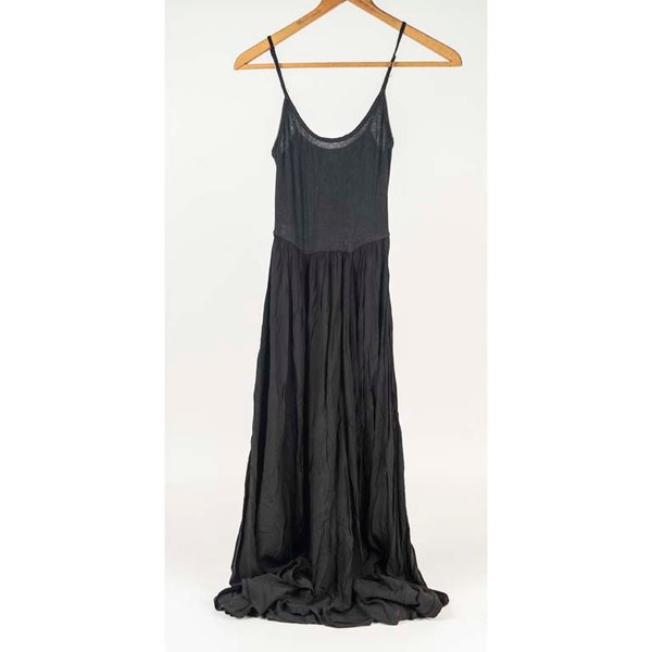 Solera Negra Larga Urban Outfitters Kimchi Blue Talle XS