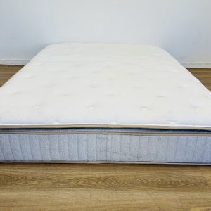 Lote siguiente: Colchón Queen Size 160x190x30cm