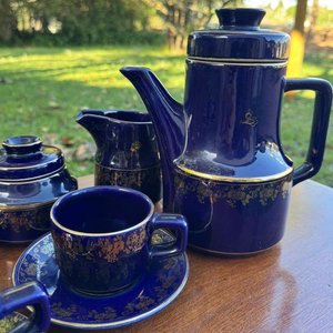1 juego en ceramica nacional 15 piezas (tetera, lechera, lecherita, azucarera, 6 tazas y 6 platillos) - imagen 2
