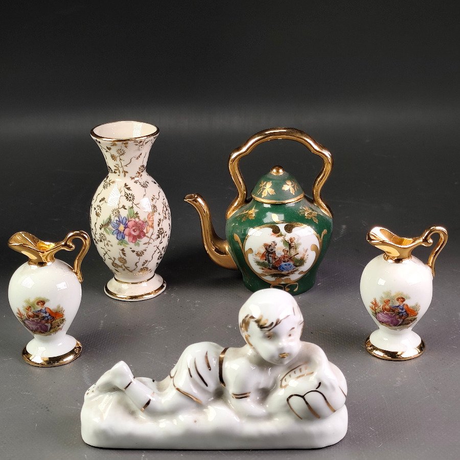 Lote de 5 Piezas de Porcelana Fina: Jarritas Limoges, Florerito Alemán, Calderita y Figura Schmidt