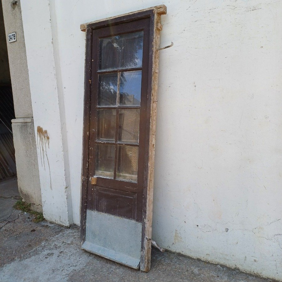 Item 16701 - Image 2