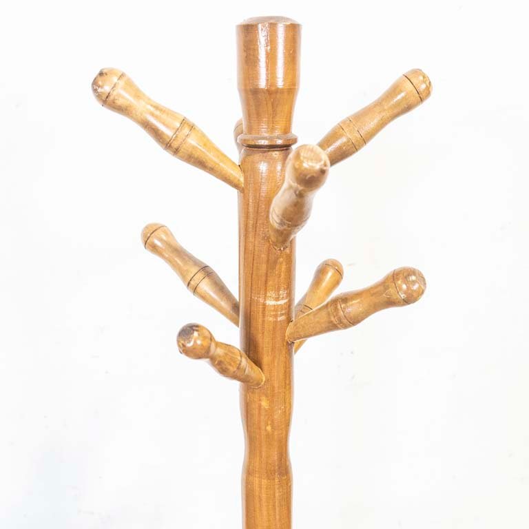 Perchero de madera con detalles en el lustre - imagen 3