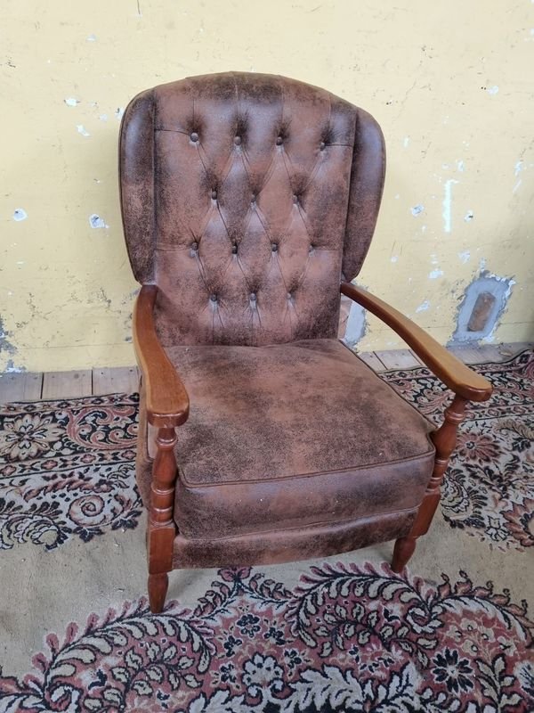 Item 840169 - Image 1