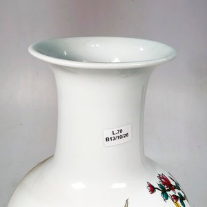 Florero de Porcelana Blanca con Diseño Floral y Pájaros, 48 cm - imagen 3