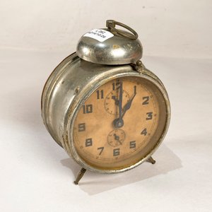 Tres Relojes Despertador de Sobremesa Vintage - imagen 4
