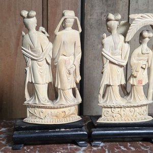 Par de Figuras de Marfil Estilo Oriental con Sellos - imagen 5