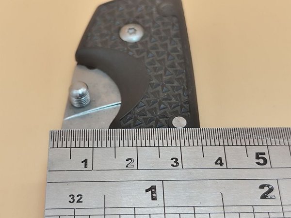 Navaja de bolsillo Cold Steel Voyager - imagen 11