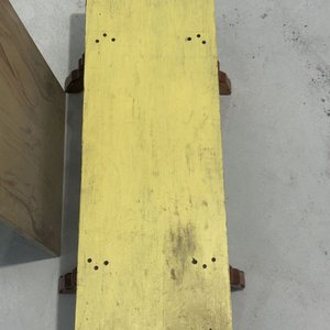 Mesa Baja con Tapa de Mármol y Patas Torneadas - imagen 5