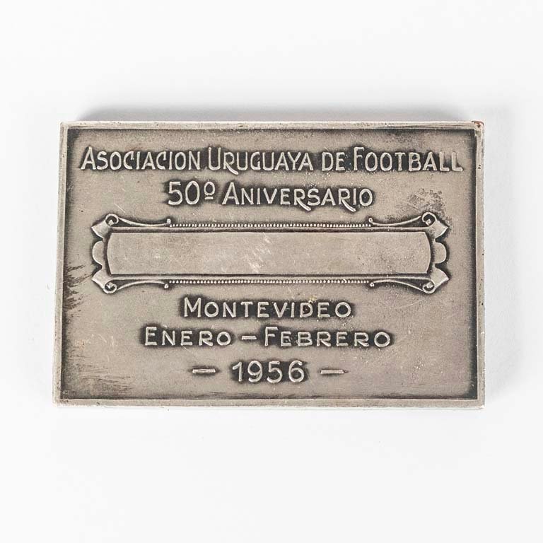 Plaqueta de la AUF de bronce y esmalte - Campeonato Sudamericano Extra Montevideo 1956 - imagen 2