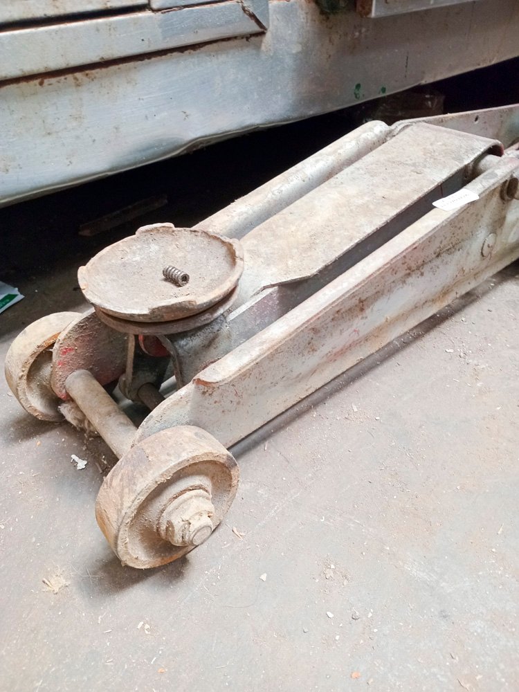 Item 488899 - Image 1