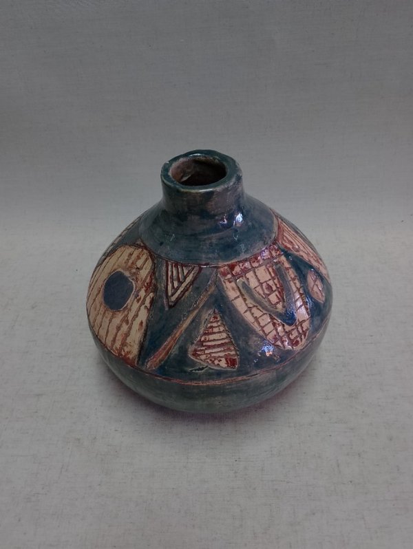 Vaso cerámico de 22 cm con diseño floral - imagen 4
