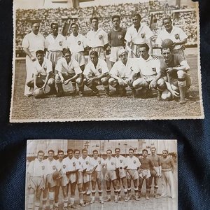 Lote siguiente: Conjunto de Dos Fotografías Vintage del Club Nacional de Football (Años 40-50)