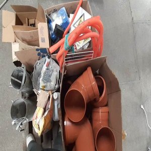 Lote siguiente: Lote de Materiales de Construcción y Varios