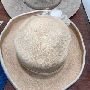 Lote de Sombreros, Capelinas y Gorras Variados - imagen 15