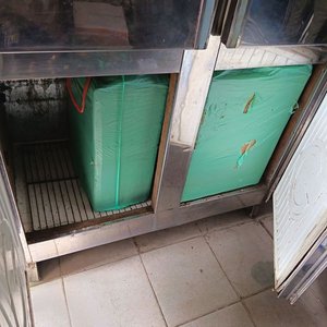 Heladera Gelopar de Acero Inoxidable, 4 Puertas, Funcionando - imagen 6