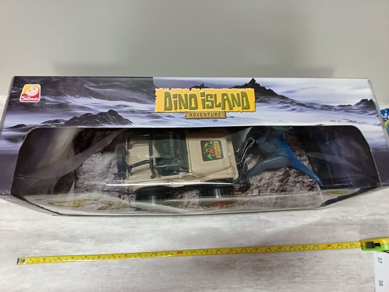 Item 896373 - Image 1