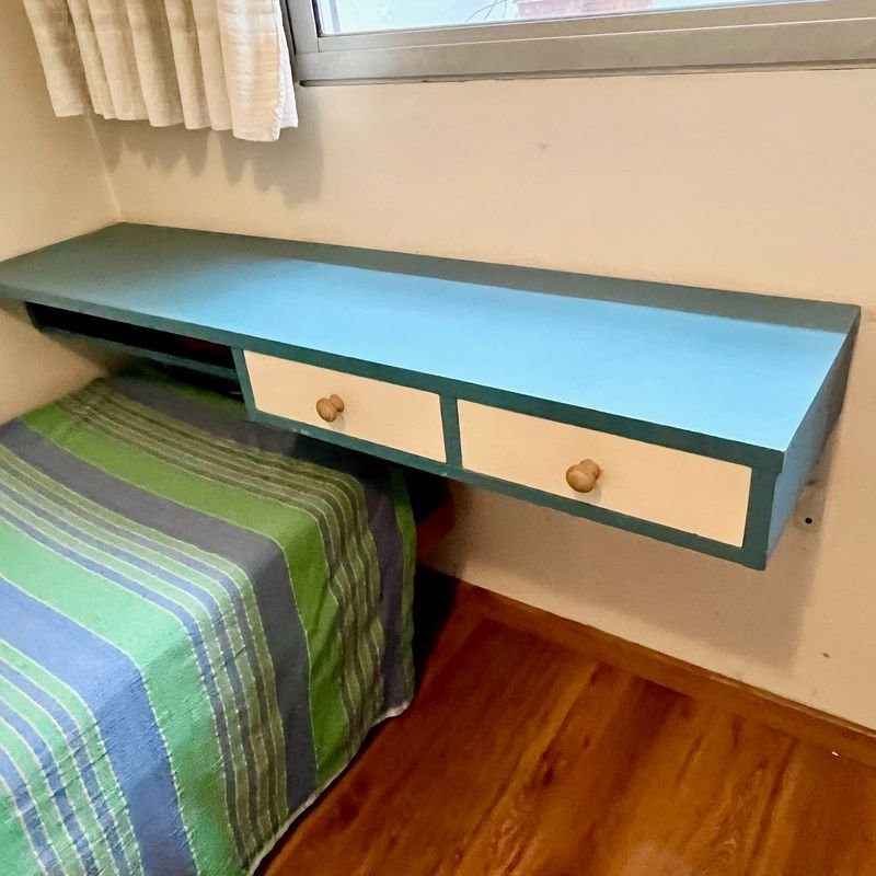 Estante Aéreo con Dos Cajones para Dormitorio