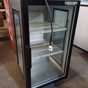 Heladera Vertical Acero Inoxidable Una Puerta Beverage-Air Made in USA - imagen 2