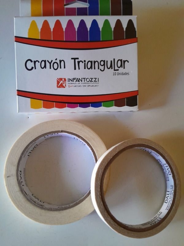 Lote de Crayones y Cintas de Papel - imagen 2