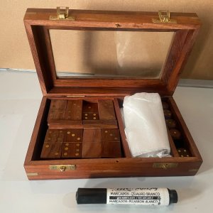 Juego de Dominó de Madera con Estuche y Fichas - imagen 2