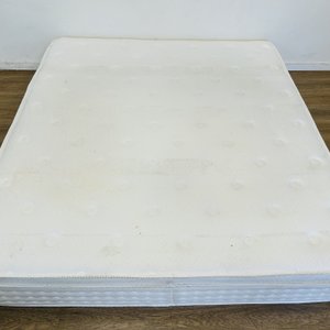 Colchón King de Resortes 180x200x30cm - imagen 1
