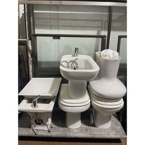 Lote siguiente: Lote de 3 Inodoros, 2 Bidet y Pileta con Grifería Blanca