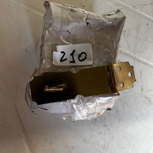 Lote anterior: Cajas con Portacandados Metálicos Dorados
