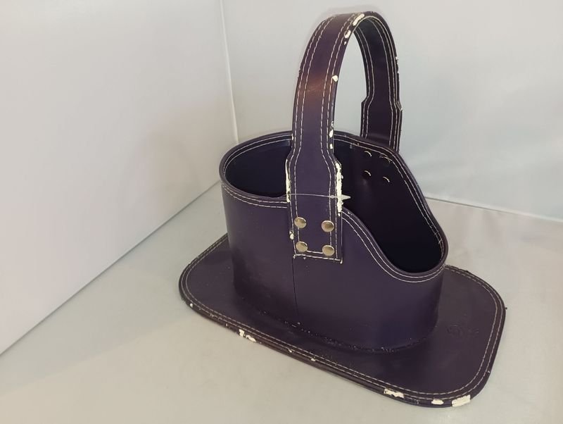 Matera de auto en cuerina Seroc - Con detalles - imagen 3