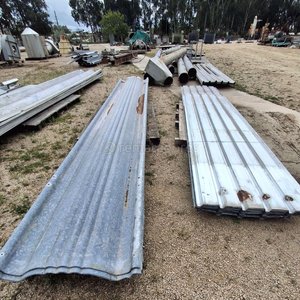 Lote de Chapa Metálica Ondulada y Tubos Industriales - imagen 2