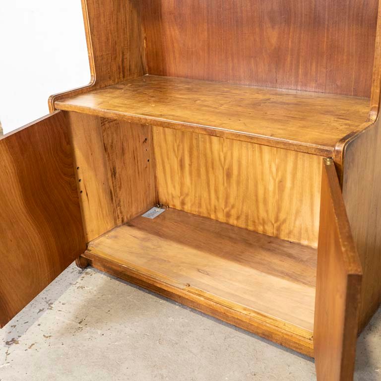 Mueble estilo americano para almacenamiento y decoración - imagen 3