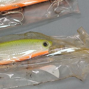 Lote de 3 Señuelos de Pesca Tipo Minnow - imagen 2