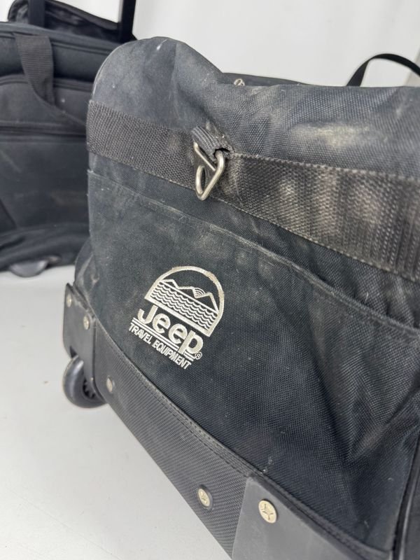 Lotes de bolsos de calidad Jeep en muy buen estado - imagen 6