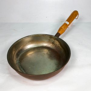 Sartén Antigua de Metal con Mango de Madera - imagen 2
