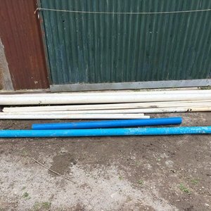 Lote anterior: Dos Caños PVC de 110 mm y Tubos Azules