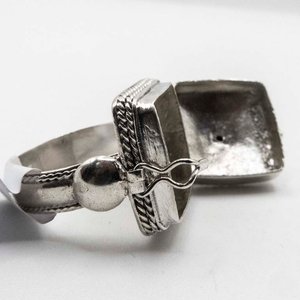 Anillo Antiguo de Plata con Detalle Dorado - Porta Rapé - imagen 2