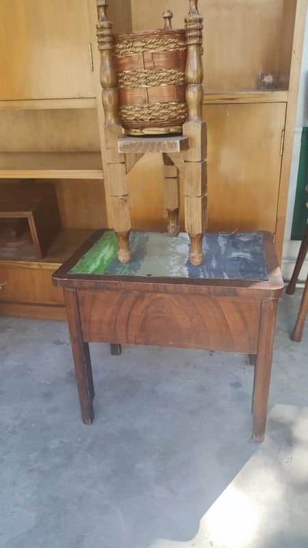 Item 869974 - Image 0