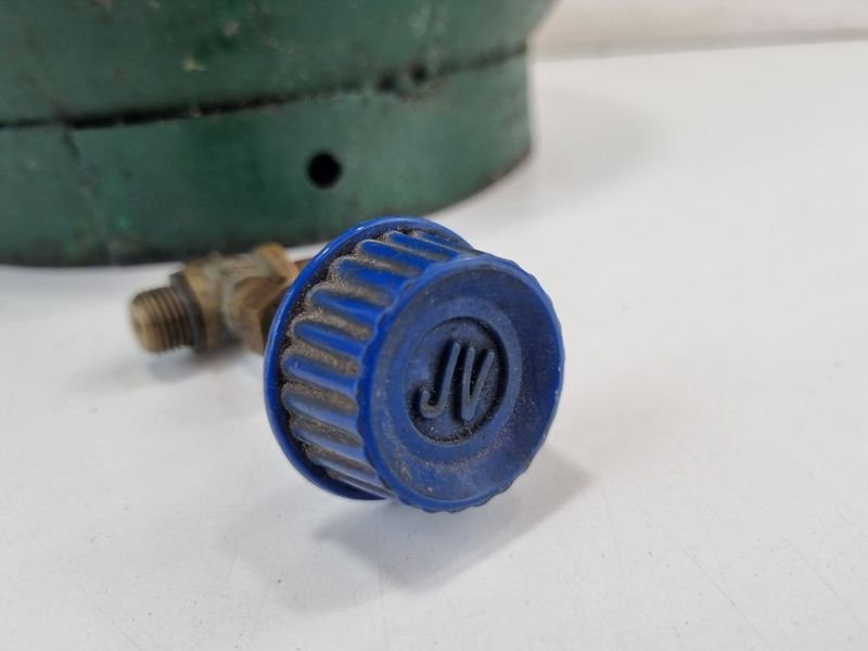 Tanque de Propano 3KG con Valvula y Capa - imagen 2