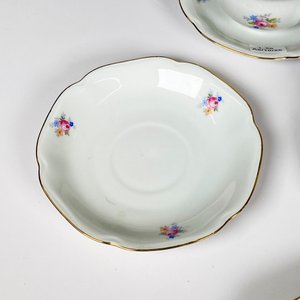 Nueve tazas de te porcelana checa, con doce platillos - imagen 4