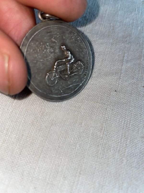 Medalla Ciclismo Club América Amberes 1925 Primer Puesto Dassori - imagen 1