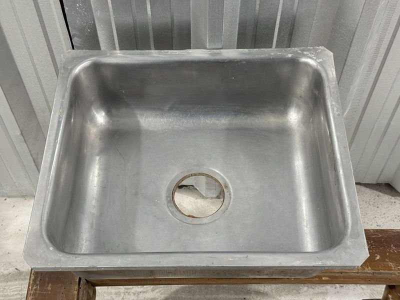 Fregadero de Acero Inoxidable con Cuba Única